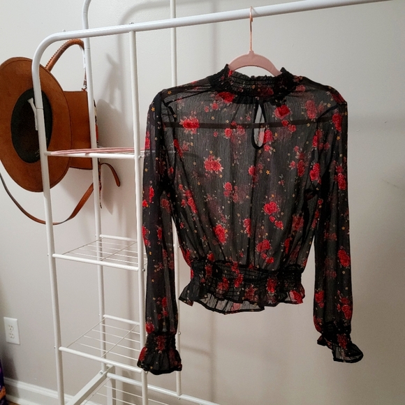 RUE21 - Picture 1 of 2